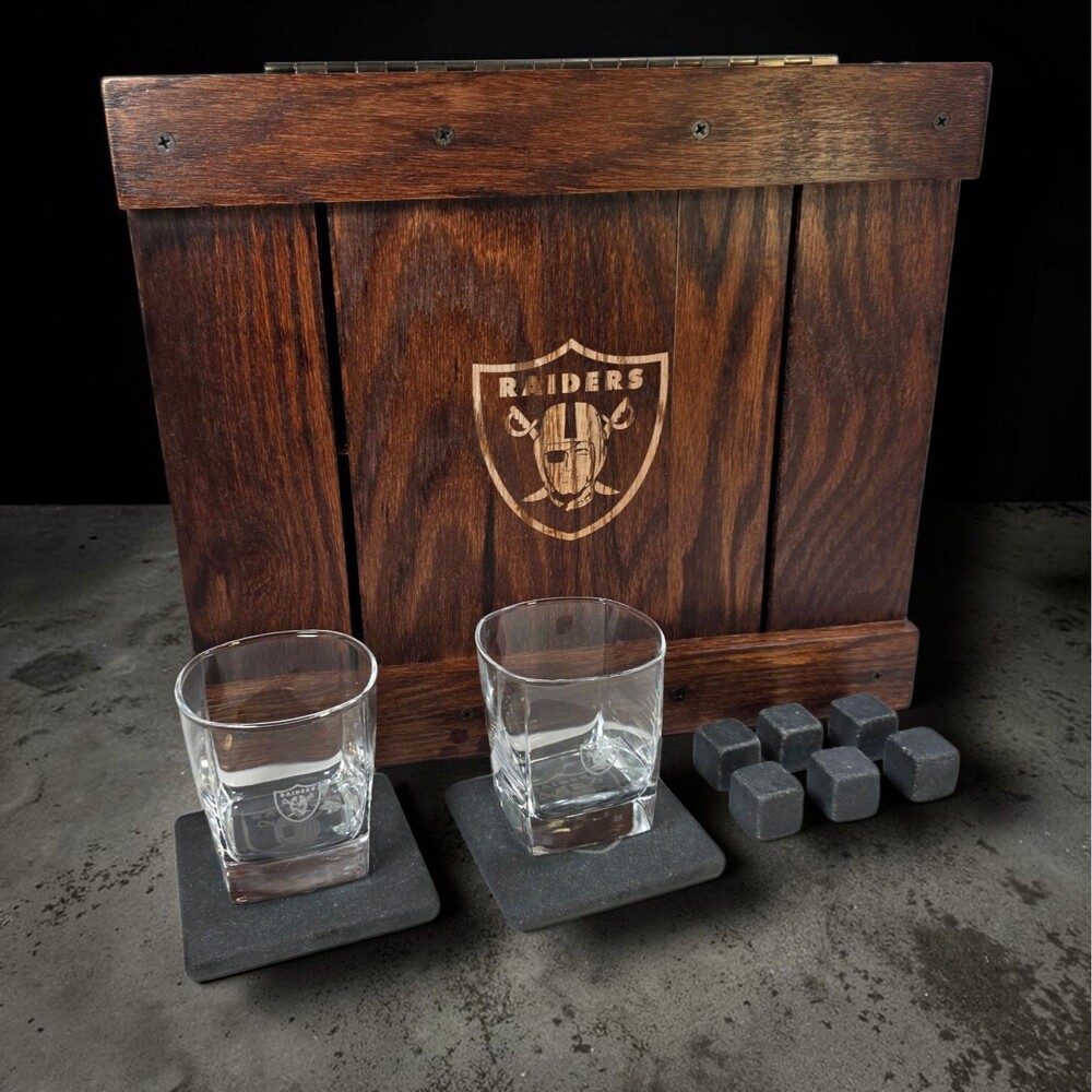 Las Vegas Raiders Legacy Picnic Time Whiskey Set Glasses Stones Coasters Wood